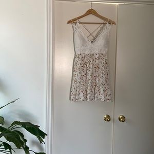 Adjustable strap mini summer dress